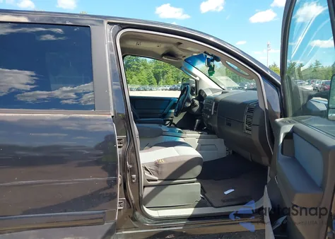 2004 Nissan Titan Se from USA, damaged, VIN 1N6AA07B04N580140